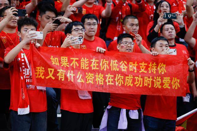 每体：里克尔梅回击弗洛伦蒂诺批评，邀请他参加电视公开辩论
